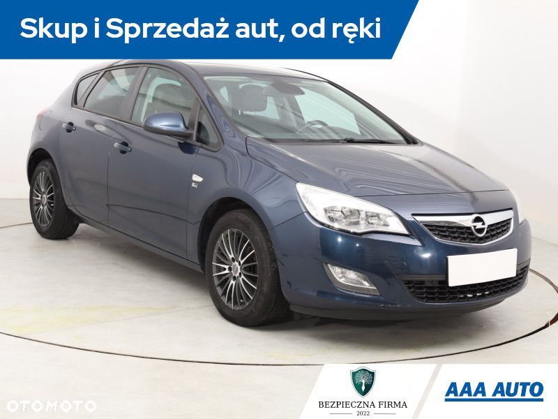 Opel Astra - 3