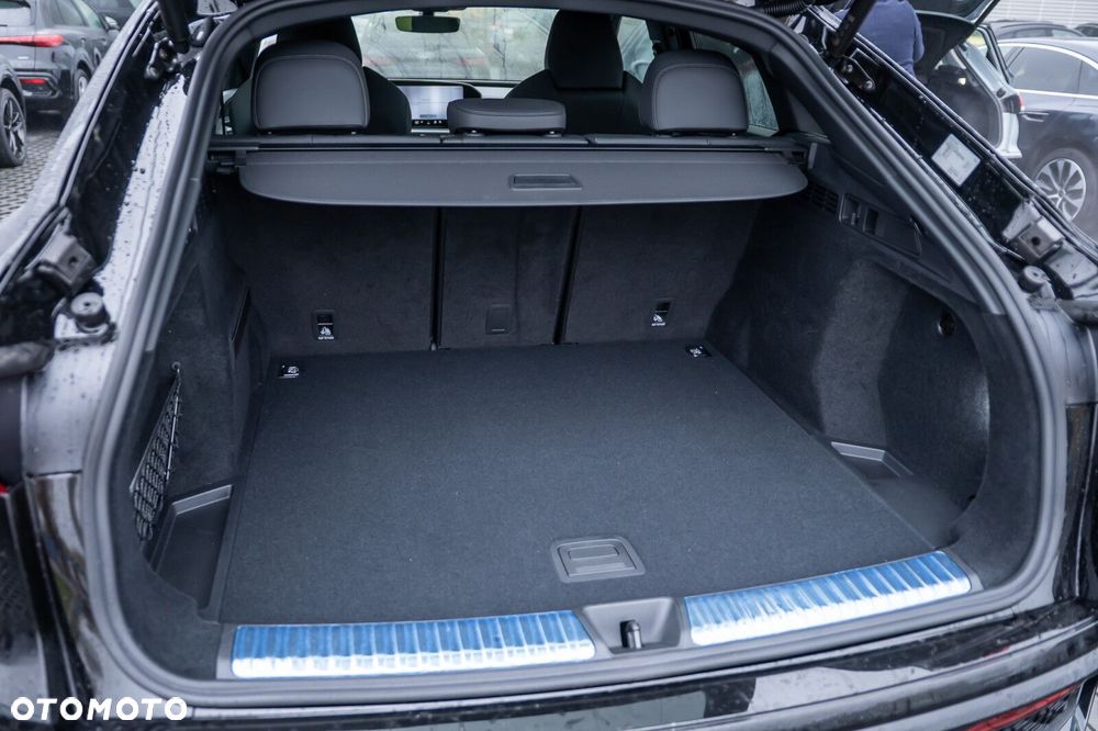 Audi Q5 Sportback - 9