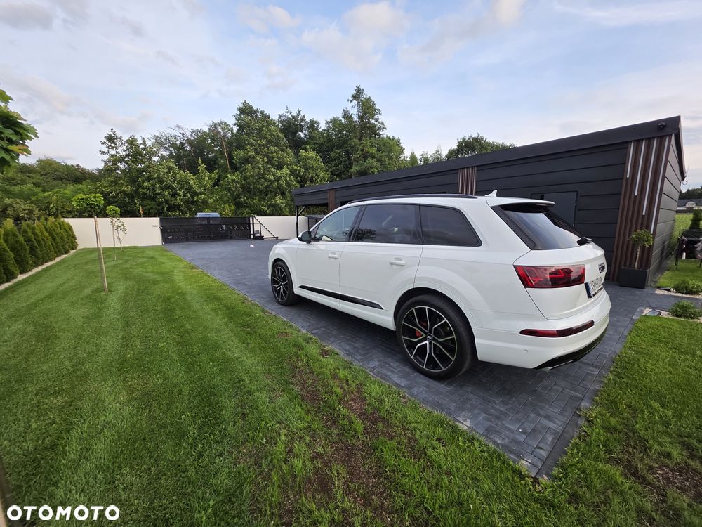 Audi Q7 - 7