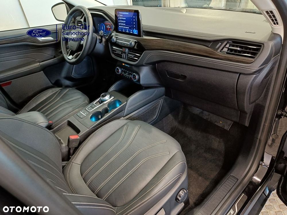 Ford Kuga - 13