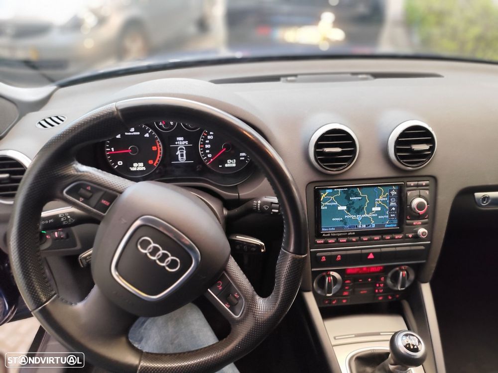 Audi A3 Cabrio 2.0 TDi DPF S Line Sport Pack - 16