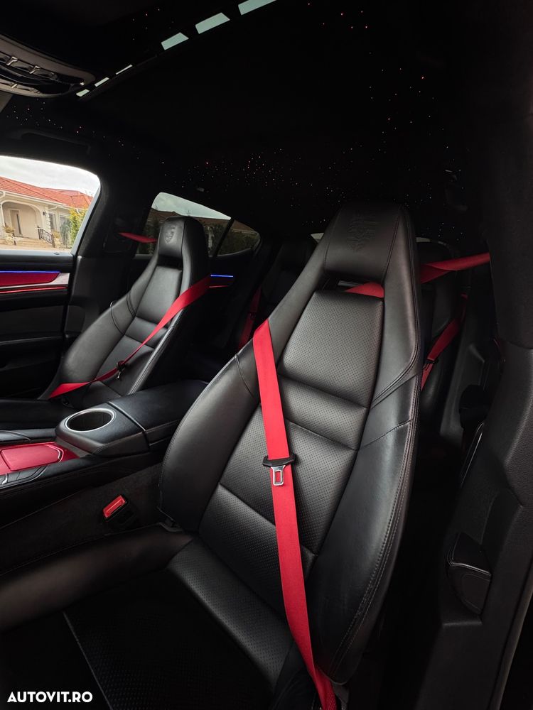 Porsche Panamera - 8