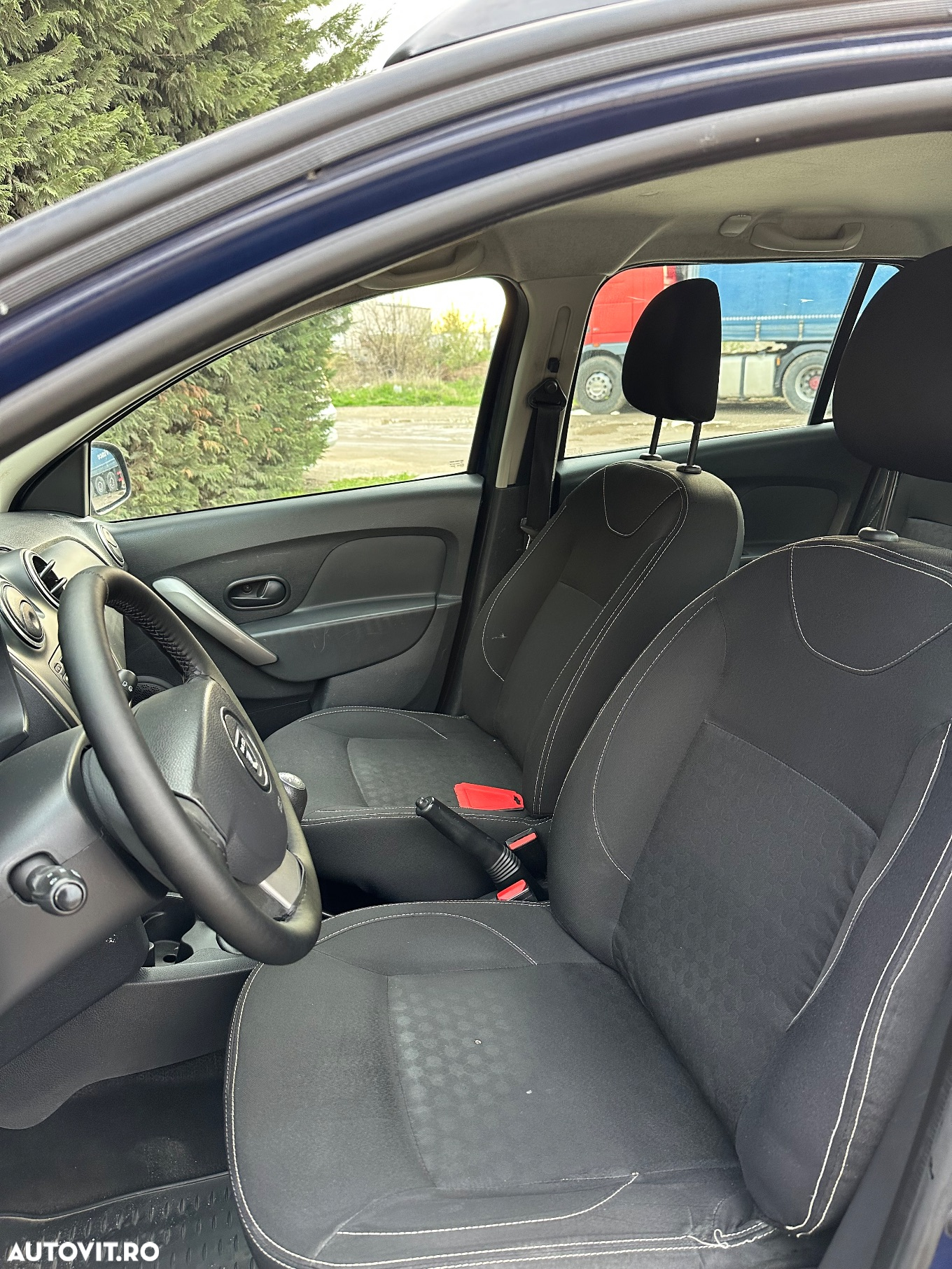 Dacia Logan MCV 1.5 dCi Laureate - 8