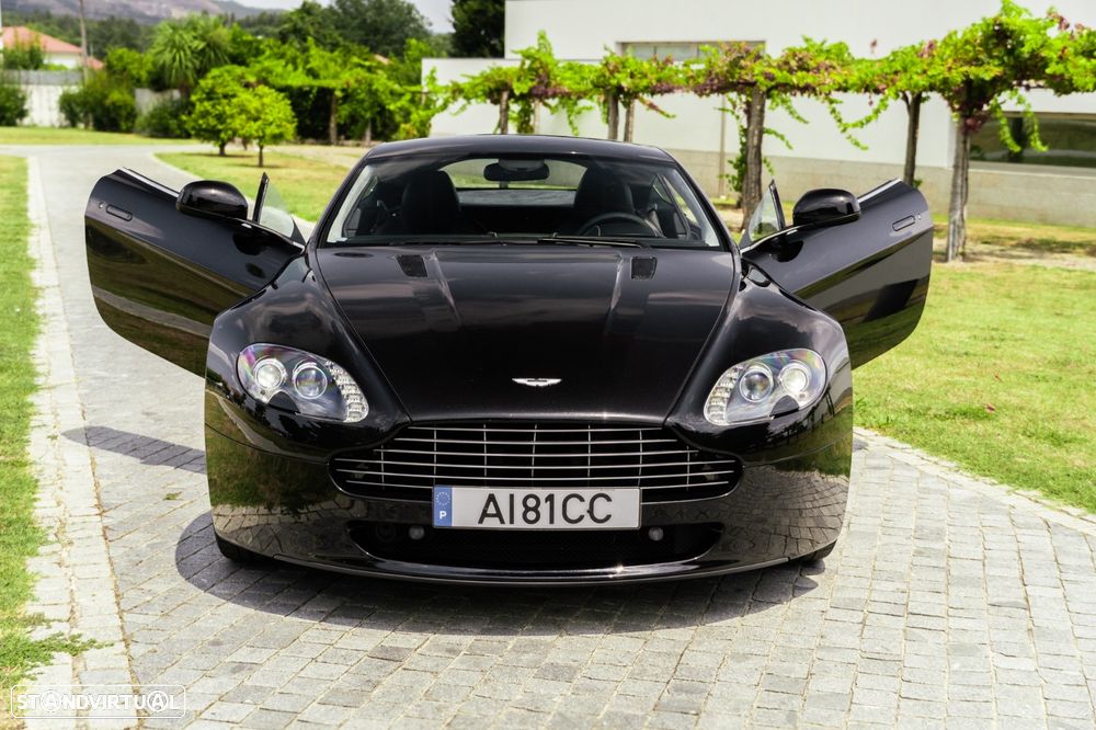 Aston Martin Vantage Coupe V8 Sportshift - 3