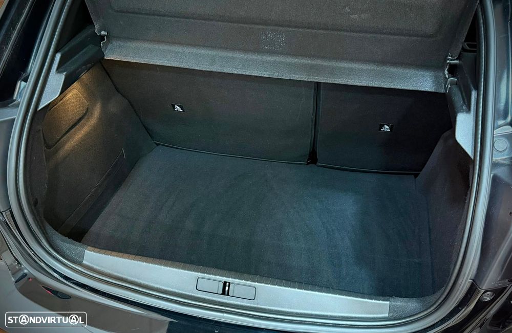 Peugeot 208 1.2 PureTech Allure - 10