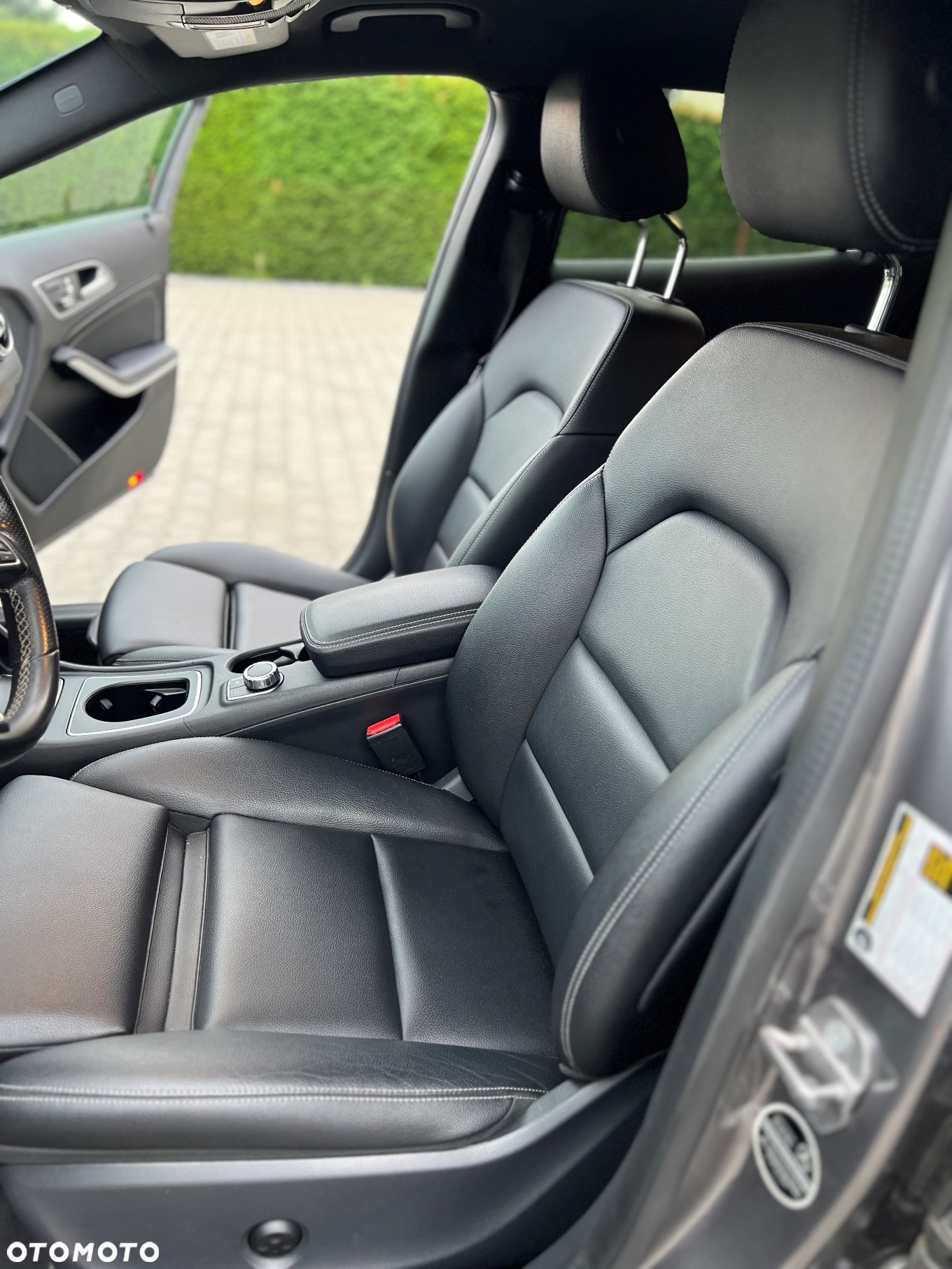 Mercedes-Benz GLA 250 7G-DCT AMG Line - 11