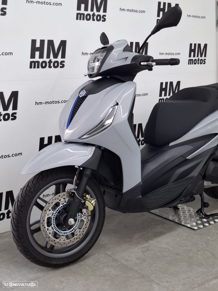 Piaggio Beverly HPE SPORT - 36 MESES GARANTIA - 12