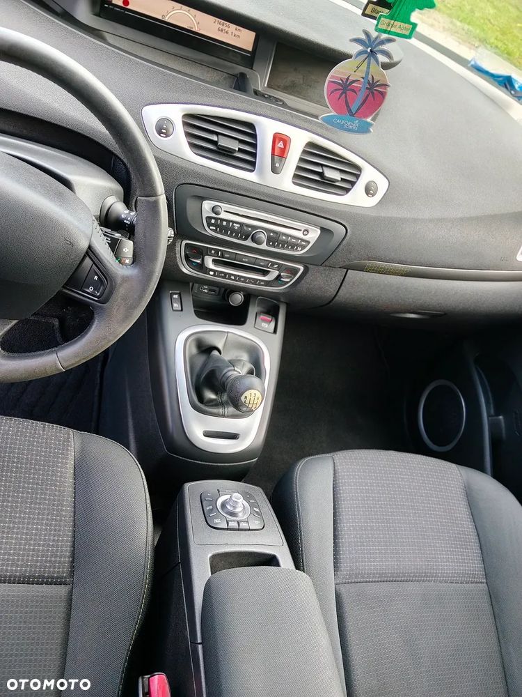 Renault Scenic 1.4 16V TCE Expression - 19
