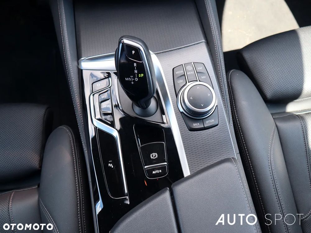 BMW Seria 5 540i xDrive mHEV M Sport sport - 37