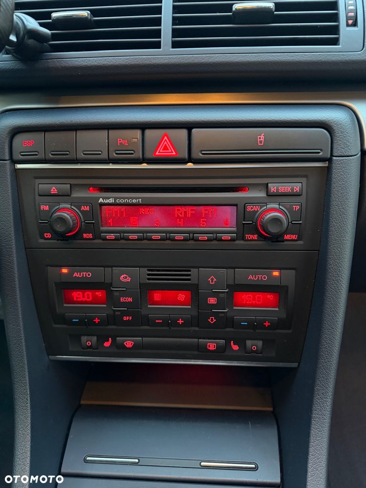 Audi A4 Avant 1.8 T quattro - 28