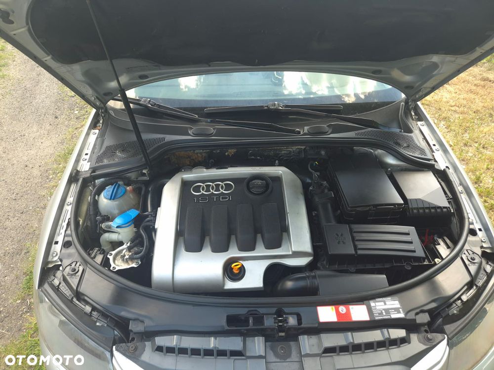 Audi A3 3-drzwiowe 1.9 TDI S Line Sportpaket plus - 4