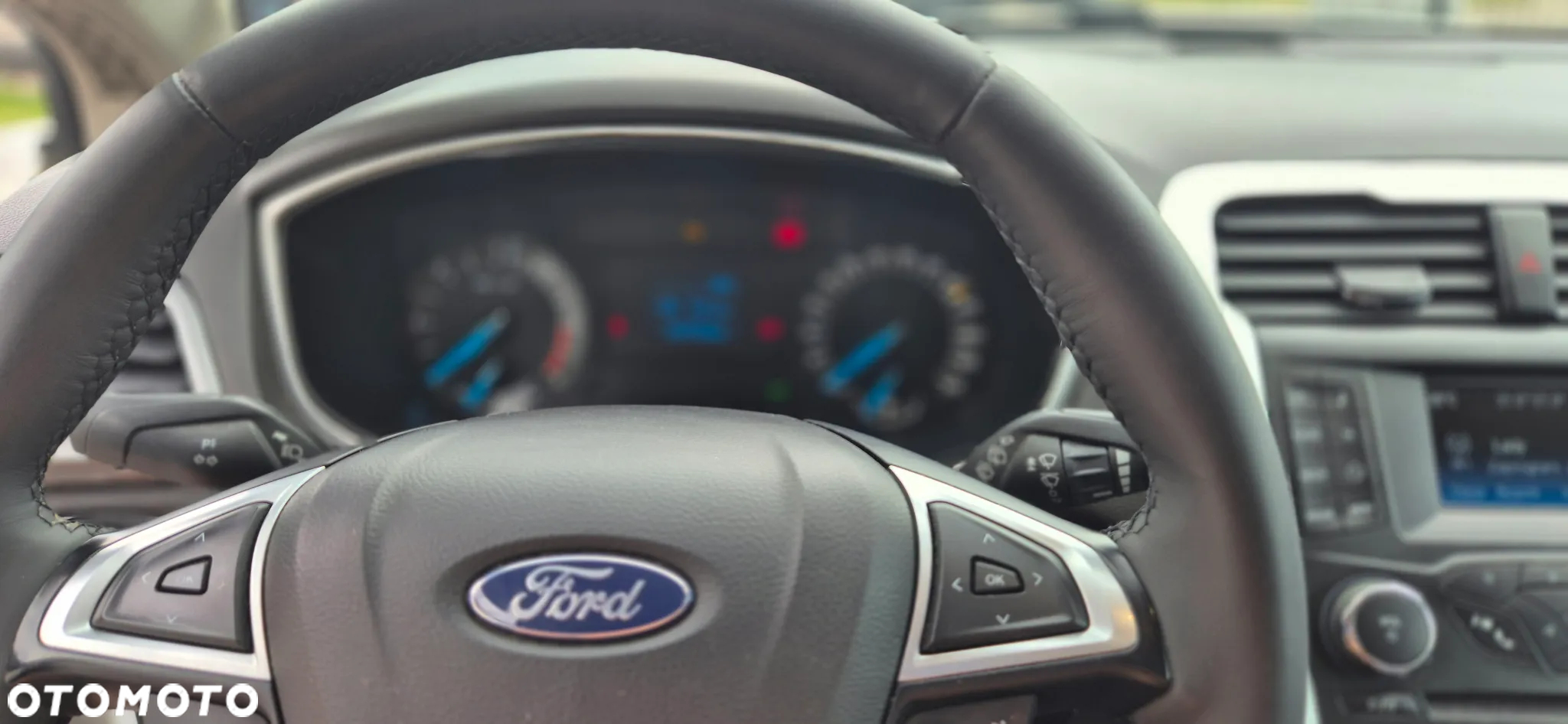 Ford Mondeo 2.0 TDCi Ambiente - 9