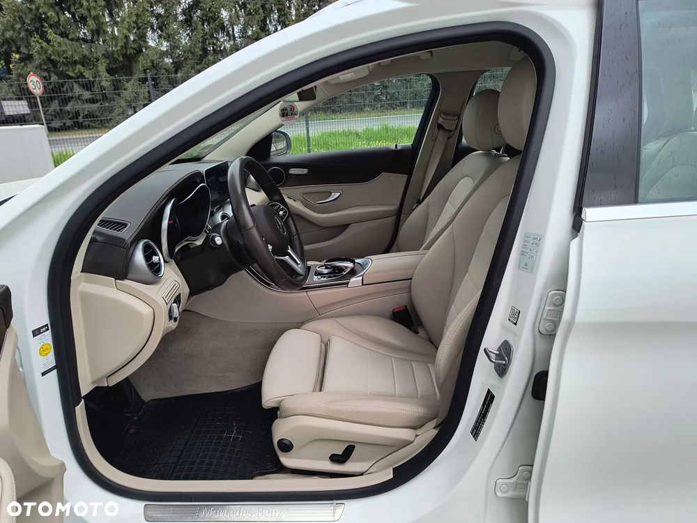 Mercedes-Benz Klasa C 220 d 9G-TRONIC Exclusive - 6