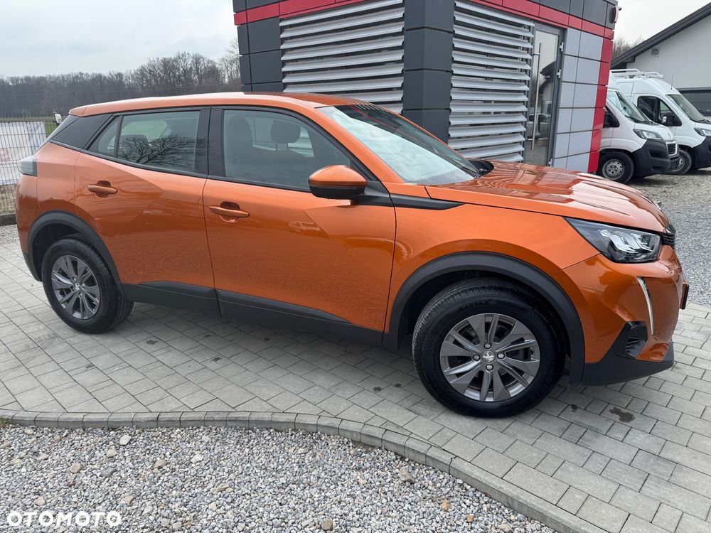 Peugeot 2008 1.2 PureTech Active S&S EAT8 - 8