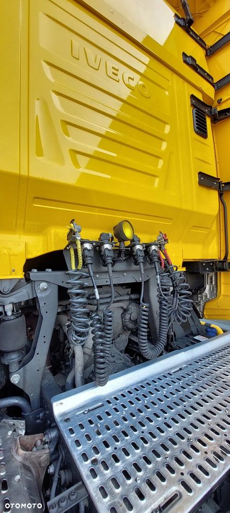 Iveco S-WAY - 14