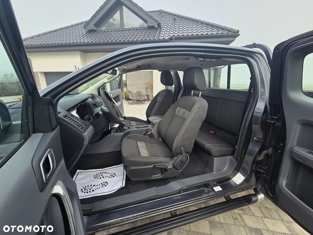Ford Ranger XLT - 19