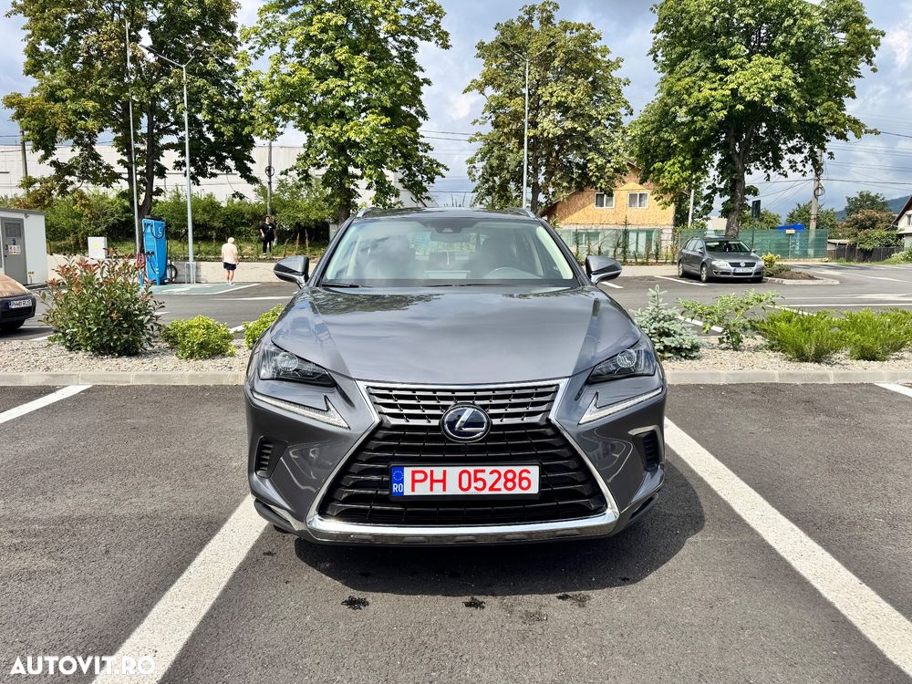 Lexus Seria NX - 3