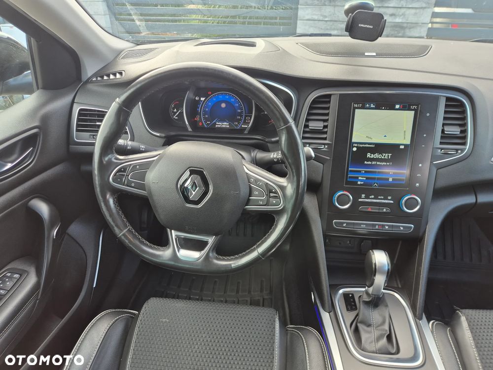 Renault Megane BLUE dCi 150 EDC BOSE EDITION - 8