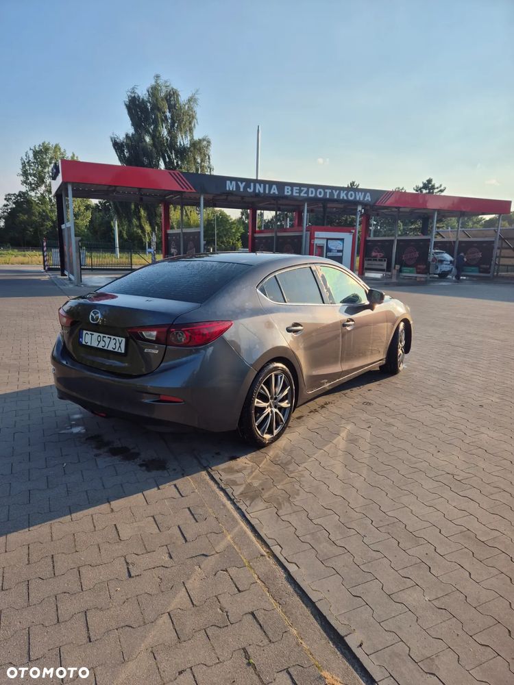 Mazda 3 - 5