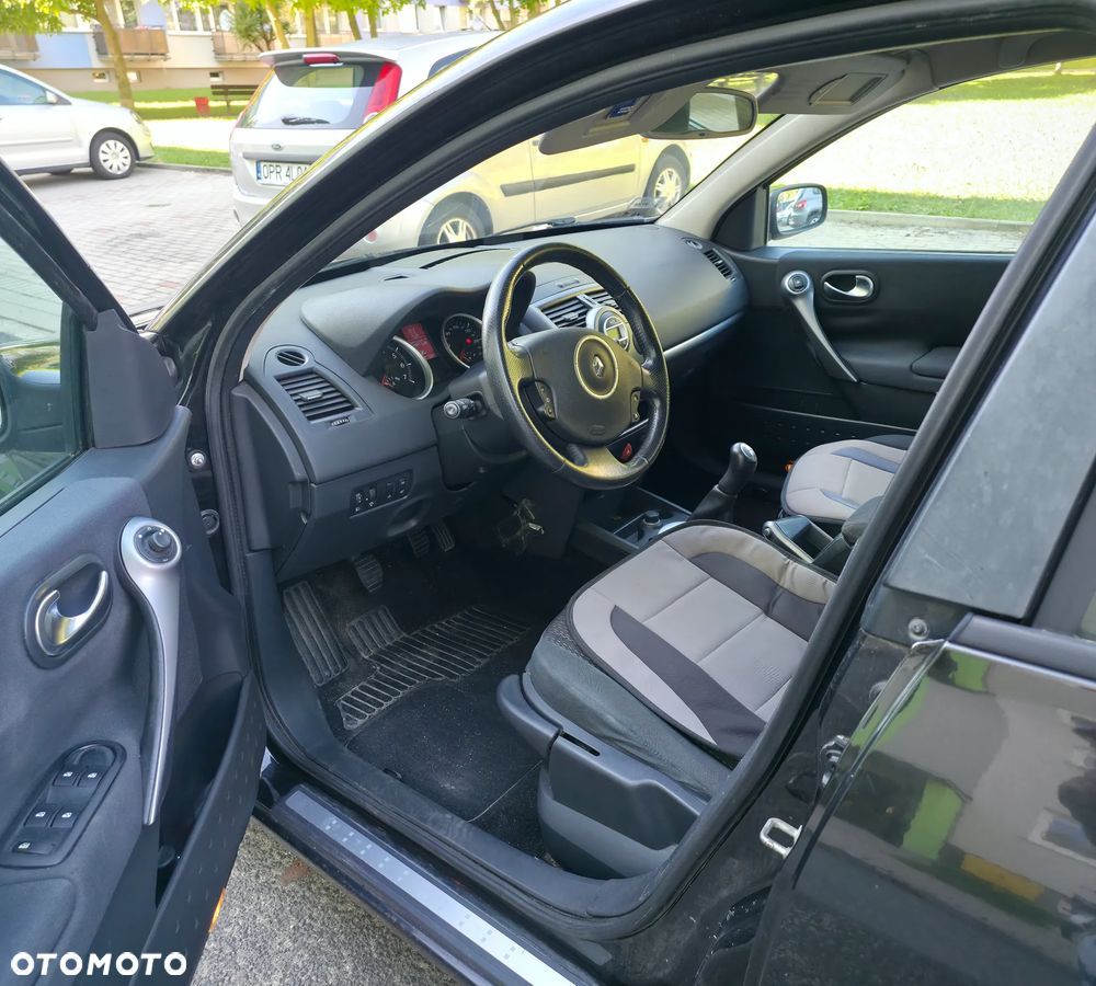 Renault Megane 1.6 16V Confort Authentique - 2