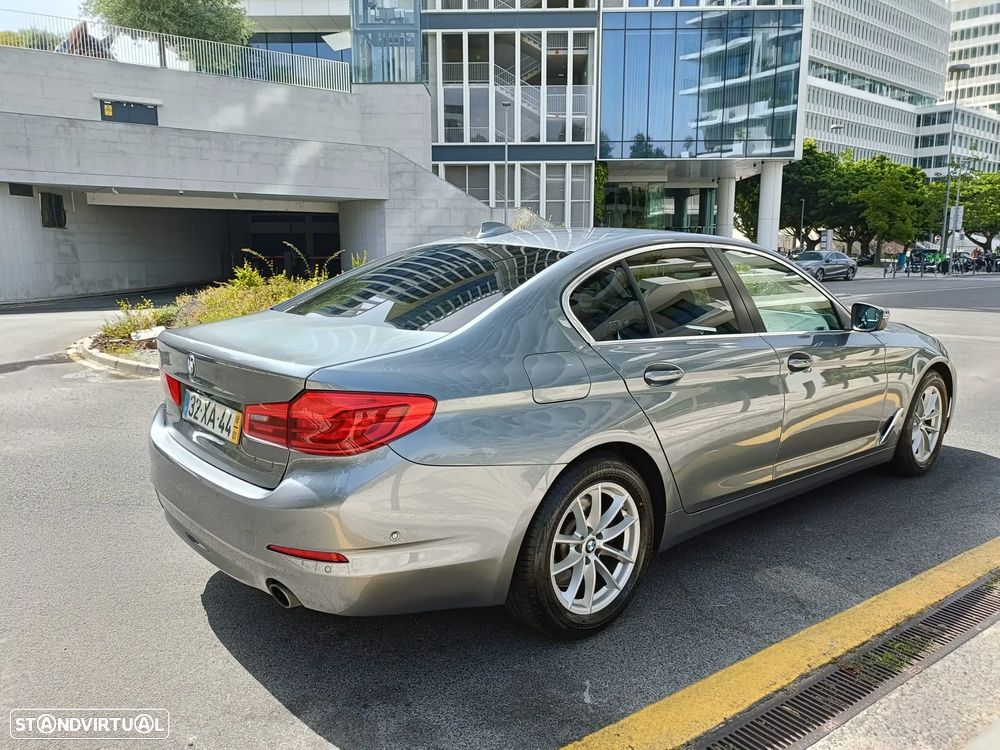 BMW 530 d xDrive Line Luxury Auto - 5