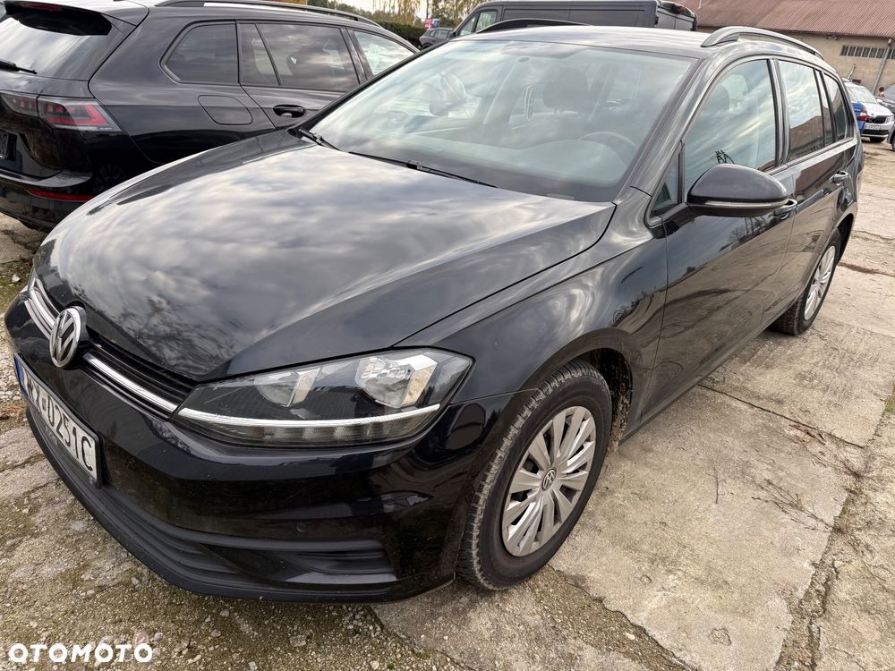 Volkswagen Golf - 9