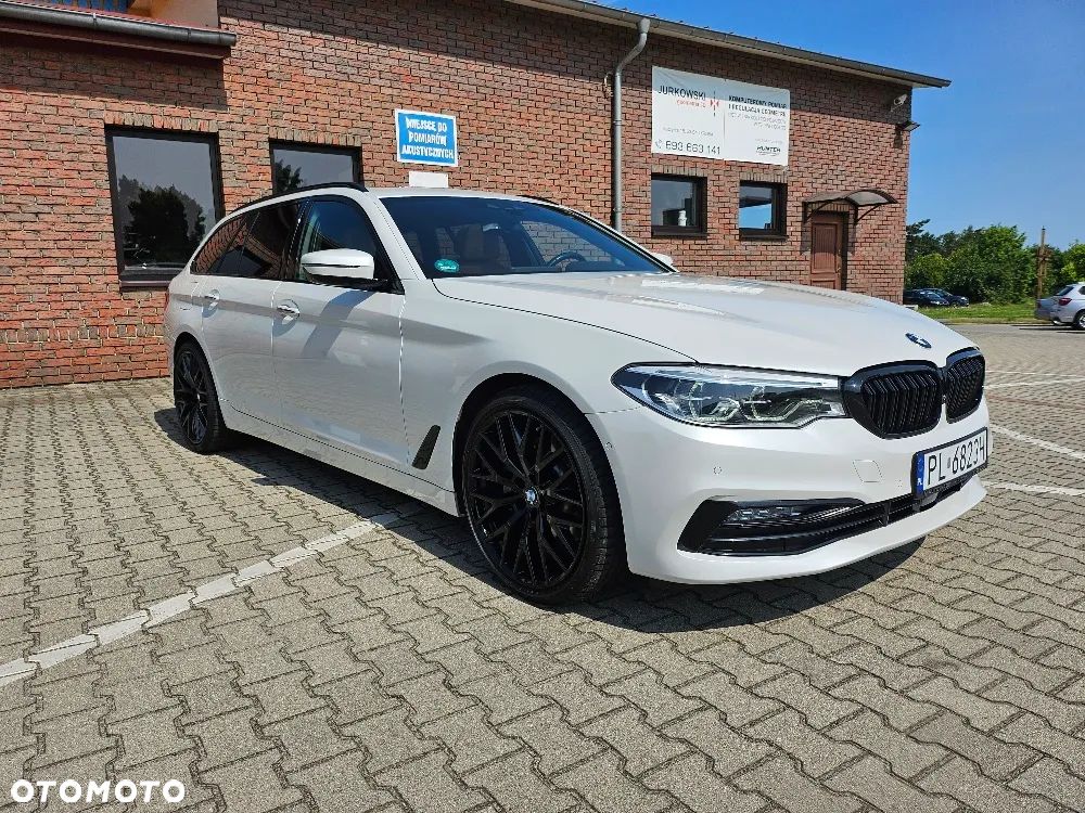 BMW Seria 5 530d xDrive Sport Line sport - 1