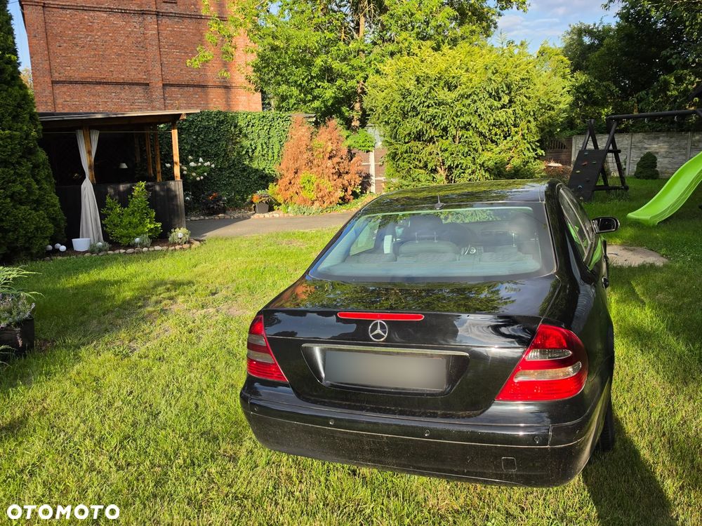 Mercedes-Benz Klasa E 220 CDI Classic - 5