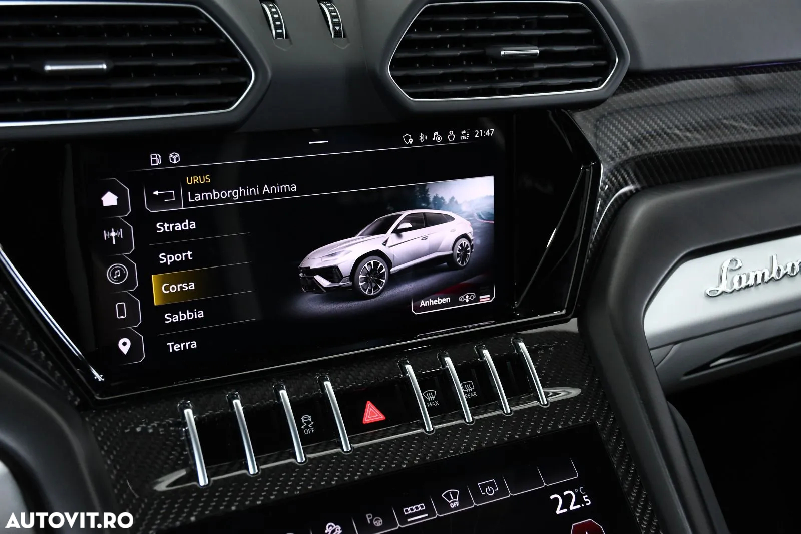 Lamborghini URUS - 37