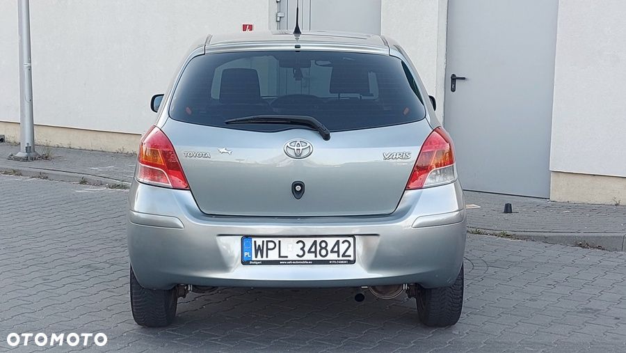 Toyota Yaris 1.33 VVT-i Cool - 8