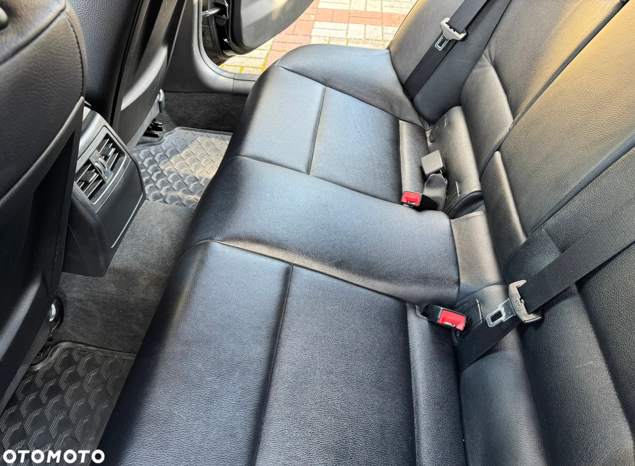 BMW Seria 3 - 17