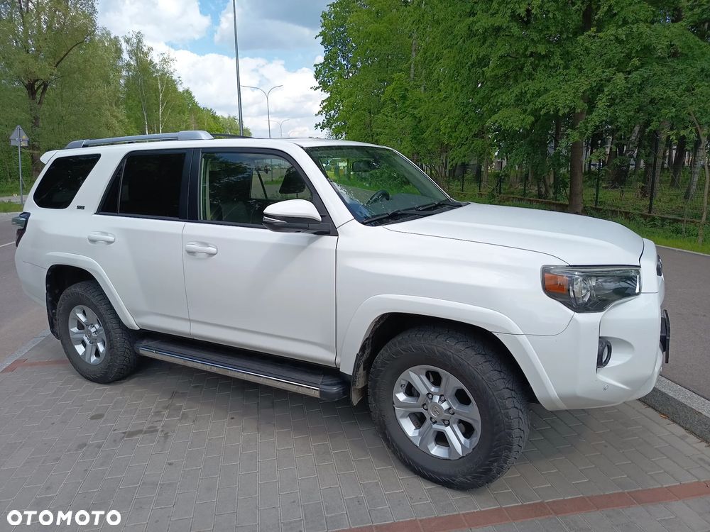 Toyota 4-Runner - 14