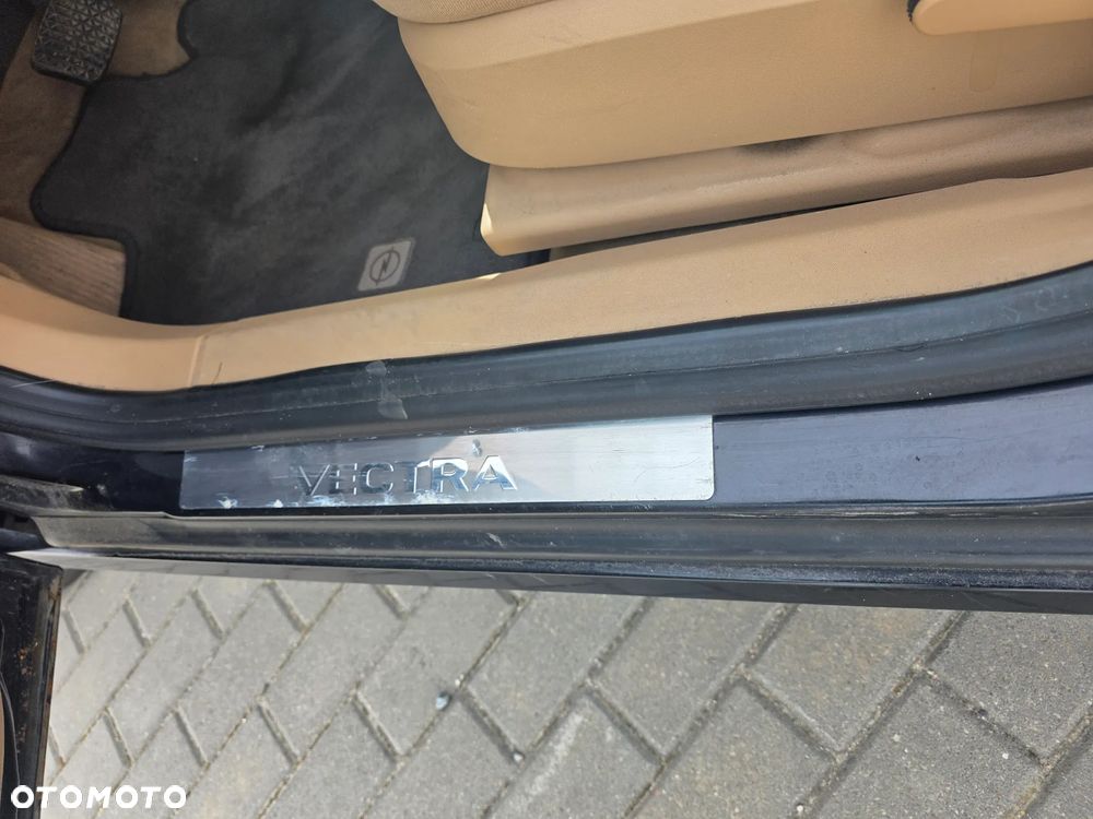 Opel Vectra 1.8 Cosmo EasyTronic - 20
