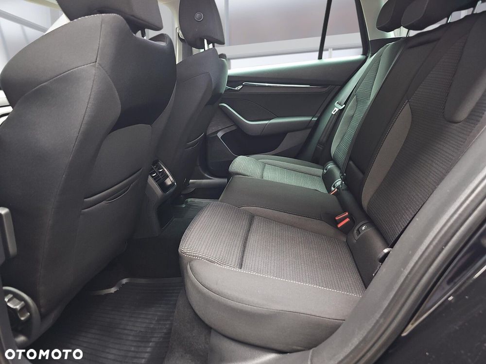 Skoda Octavia 2.0 TDI Ambition - 10