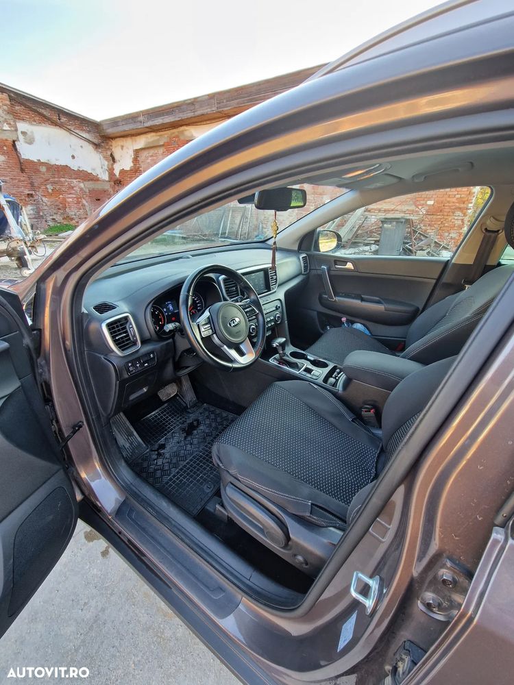 Kia Sportage 1.6 T-GDI 7DCT 4x4 Classic - 8