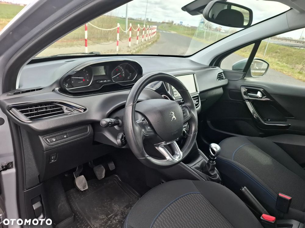 Peugeot 208 e-HDi 92 Stop&Start Active - 12