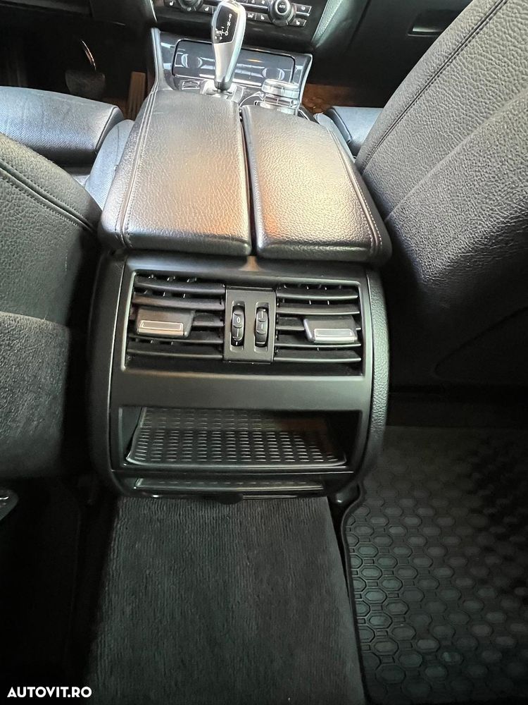 BMW Seria 5 520d - 14