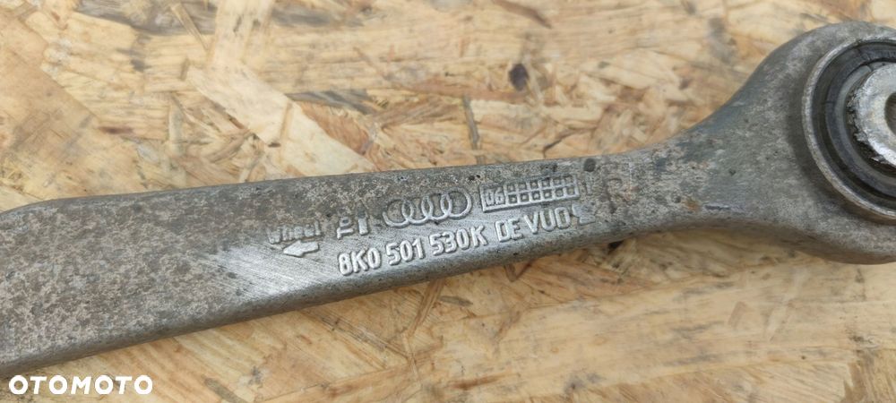 WAHACZ PRAWY TYŁ GÓRNY AUDI A4 B8 A5 8T 8K0501530K - 2