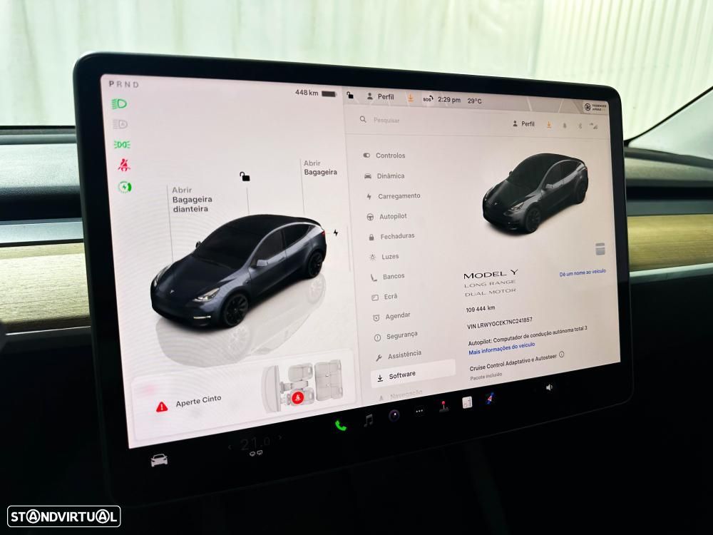Tesla Model Y Long Range Dual Motor AWD - 53