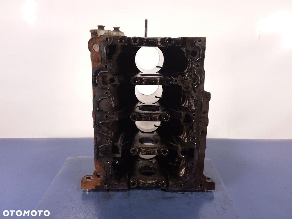 SUPERB III 2.0 TDI DFCA BLOK SILNIKA 03N103011A - 7