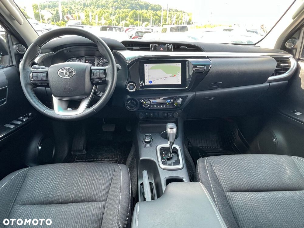 Toyota Hilux 2.8 D-4D mHEV Double Cab Executive 4x4 - 5