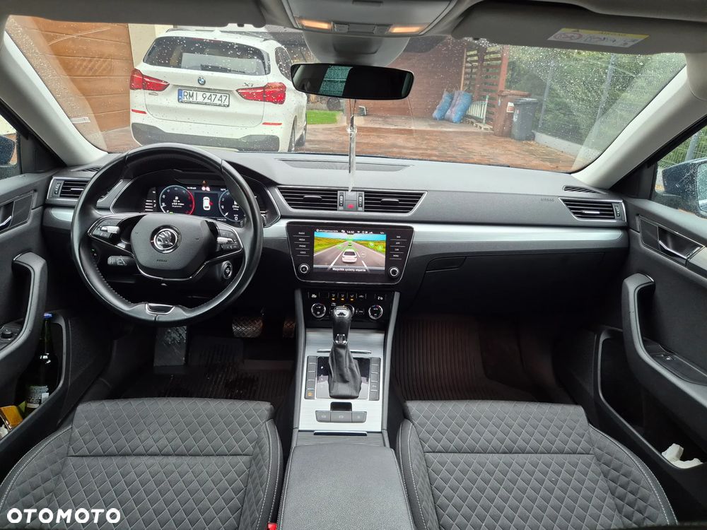 Skoda Superb 2.0 TDI SCR Ambition DSG - 24