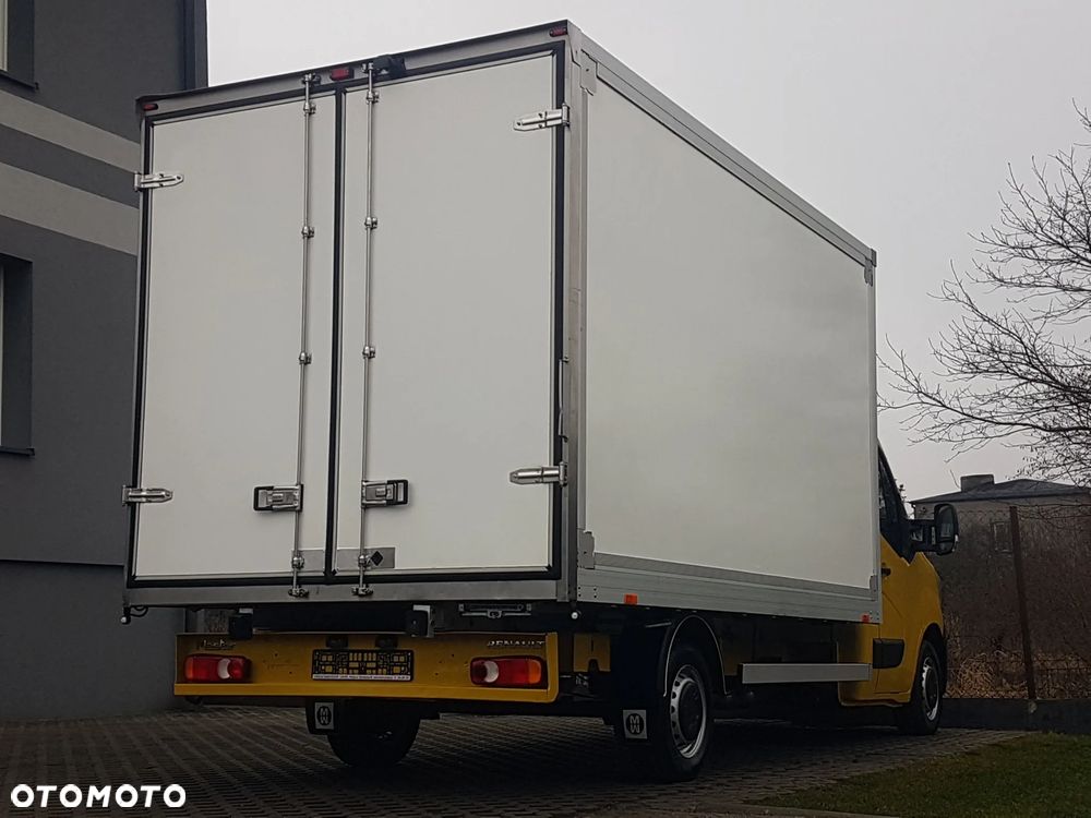 Renault MASTER KONTENER 8EP 4,22x2,23x2,23 KLIMA KRAJOWY MANUAL  6-BIEGÓW DMC 3500 KG - 29