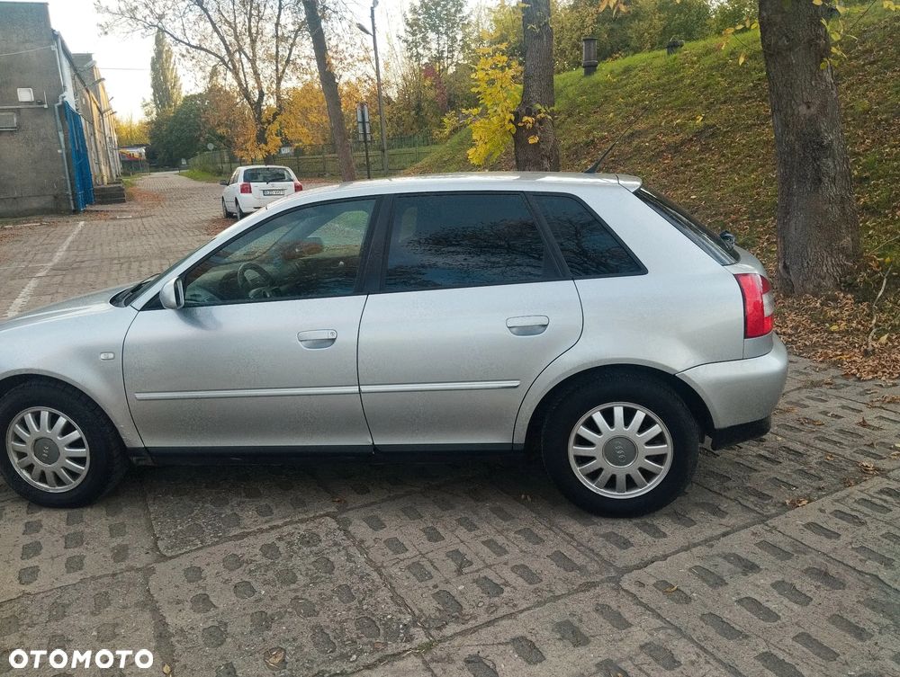 Audi A3 Sportback - 5