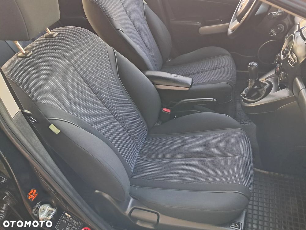 Mazda 2 - 27