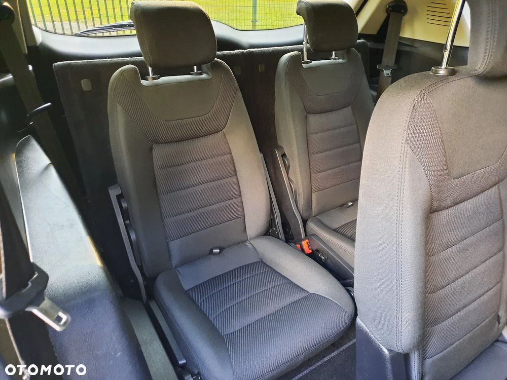 Ford S-Max 2.0 TDCi DPF Champions Edition - 19