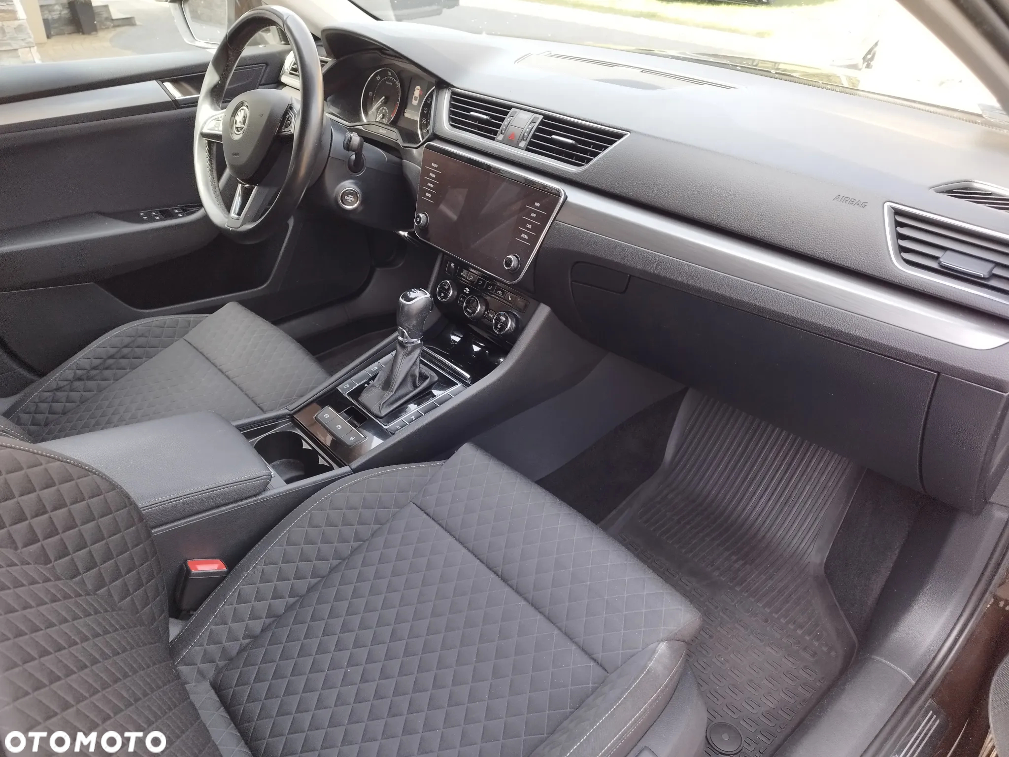 Skoda Superb 2.0 TDI Style DSG - 10
