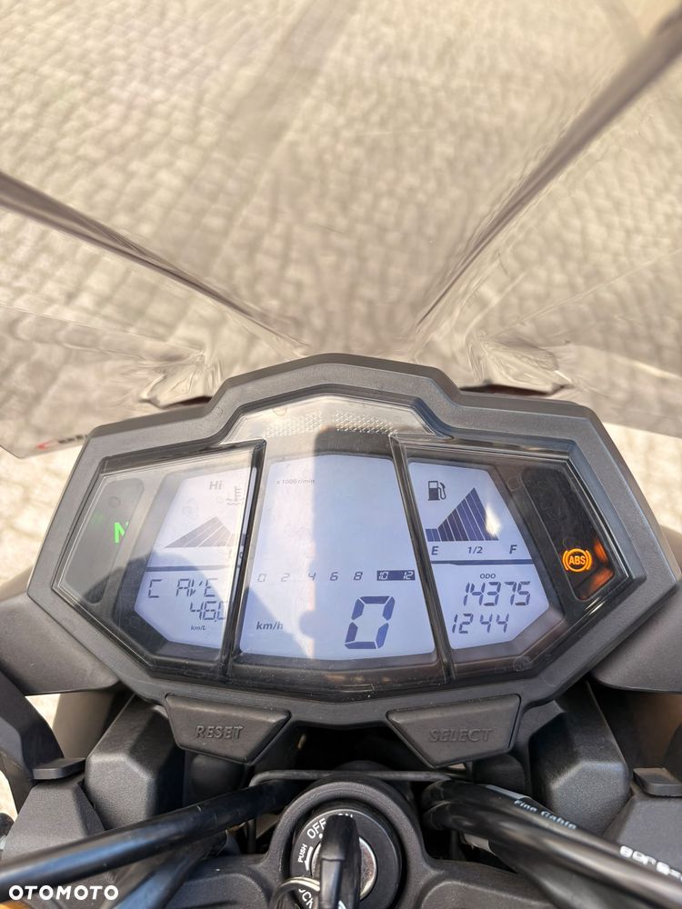 Yamaha MT - 7