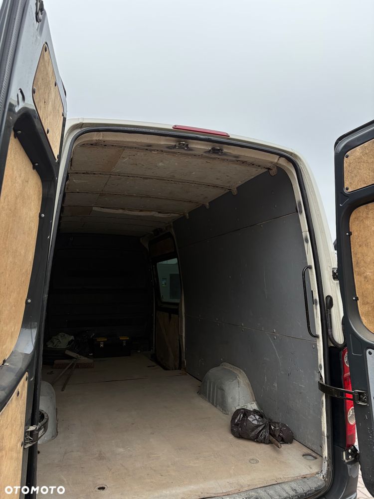 Volkswagen Crafter - 17