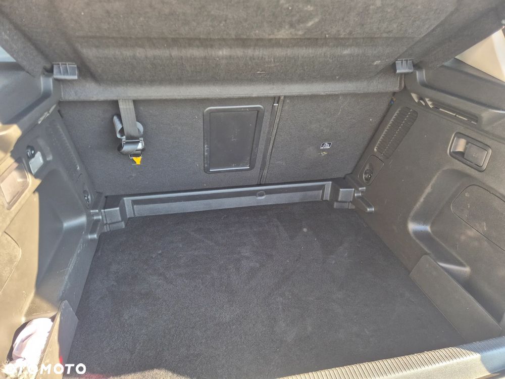 Opel Grandland X 1.6 T Design Line S&S - 17